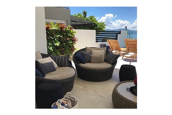 Chaise Mesh