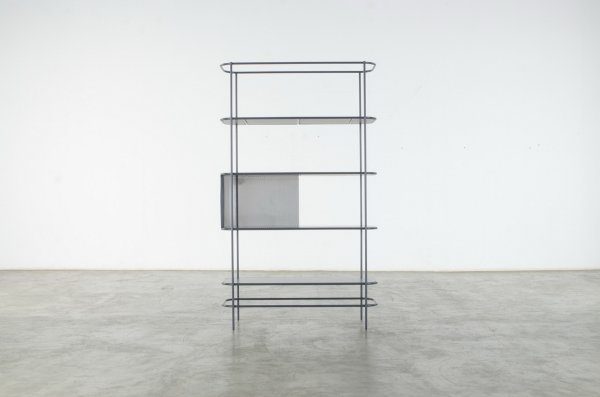 Estante Dessau