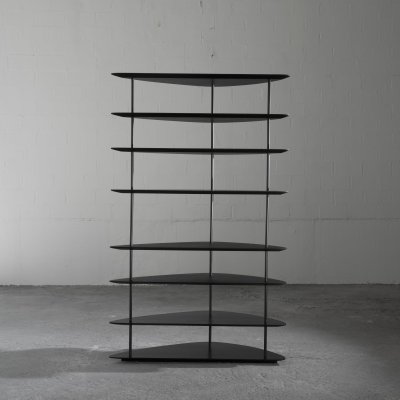 Estante Calder