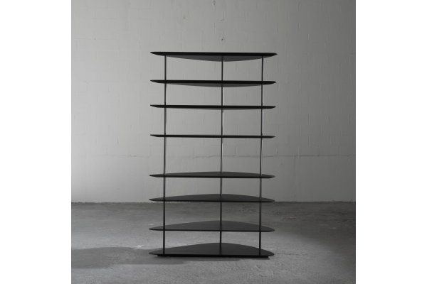 Estante Calder